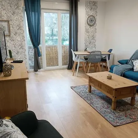 Lumineux, Haute Apartment *
